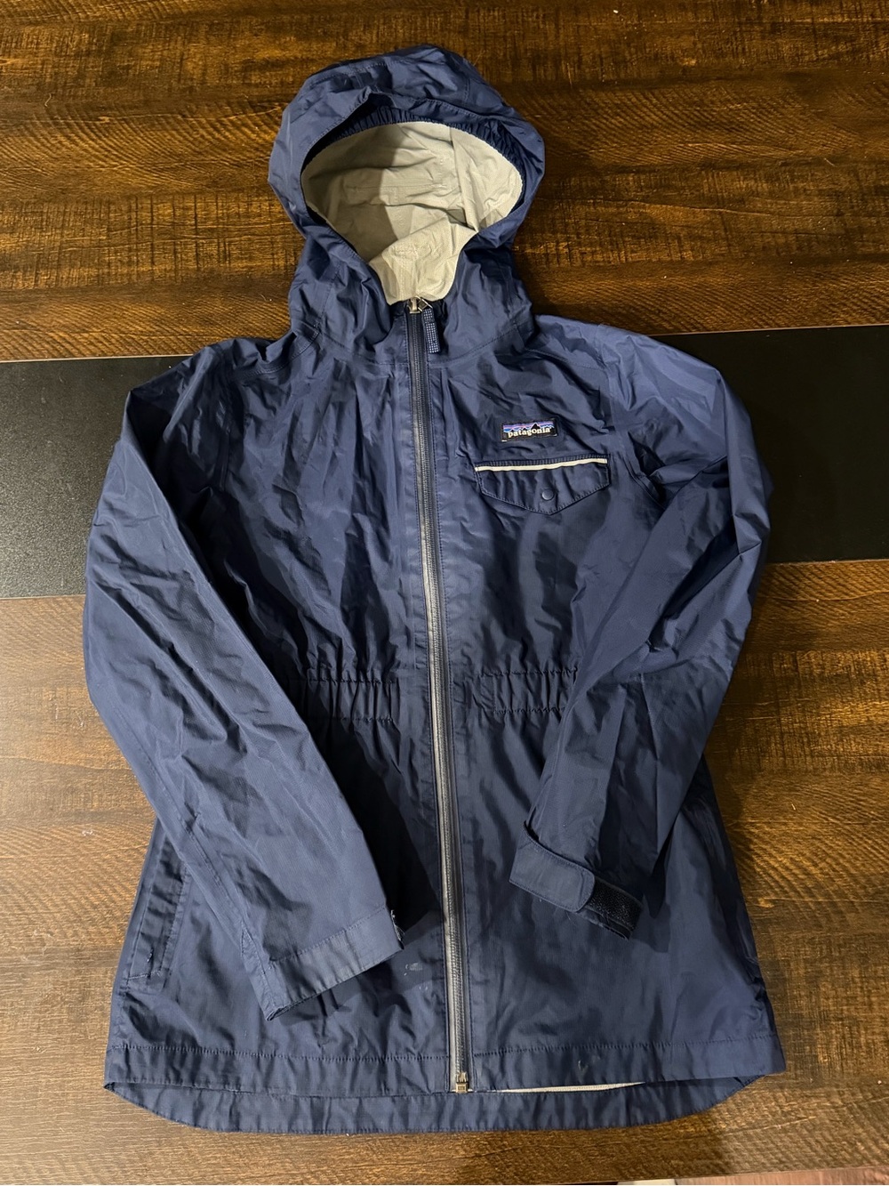 Girls sz10 Patagonia rain coat